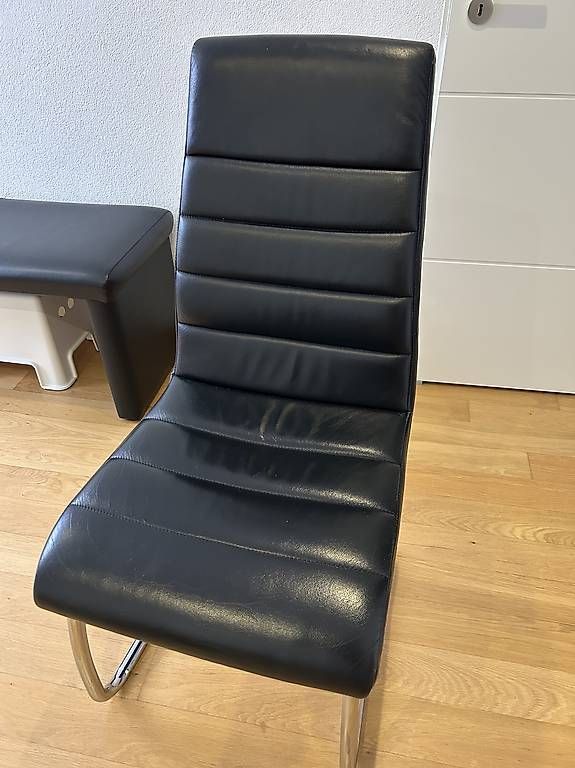 Stühle: Sitzbank und 2 Stühle Set  – Gebraucht aus St. Gallen von Mahbe91 1