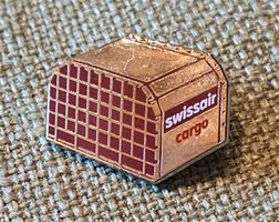 H504 - Pin Swissair Cargo Container