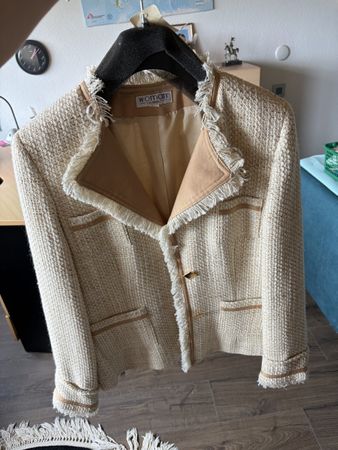 Veste courte Woman Uta Raasch beige texturee etat neuf
