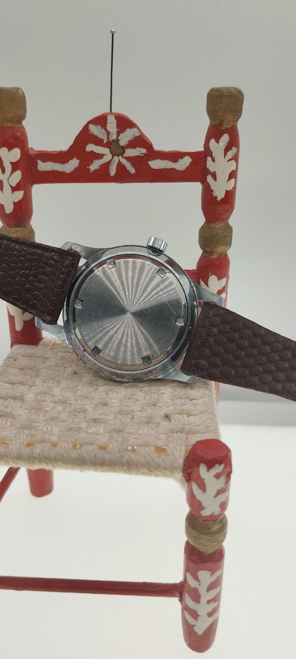Orologi: Montre ancienne récupéré – Usato da La Chaux-de-Fonds venduto da jac_9llg 7
