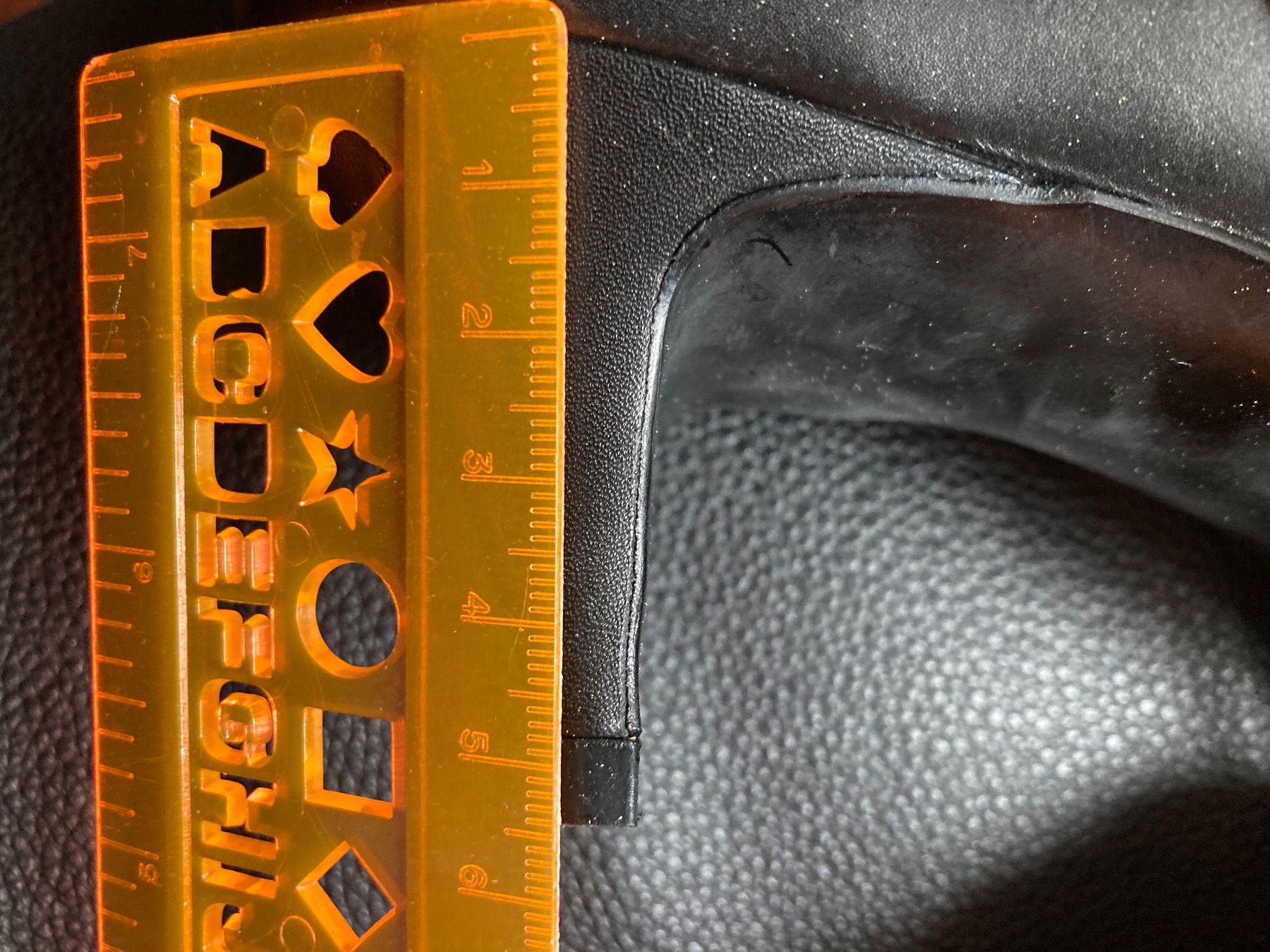 Saint Laurent Damenschuhe: Saint Laurent Leather Pumps schwarz gold – Neu und originalverpackt aus Unterseen von amj_zz7j 4