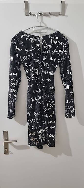Vestiti: Minikleid mit Cut-Outs & Graffiti-Print, M/L – Nuovo (secondo la descrizione) da Basel venduto da Dawid1713 2