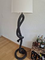 Stehlampe