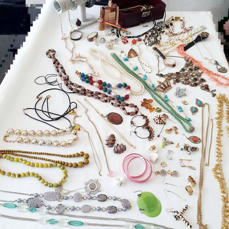 Schmuck Konvolut (Gebraucht) In Spiegel B. Bern Für CHF 39 – Mit