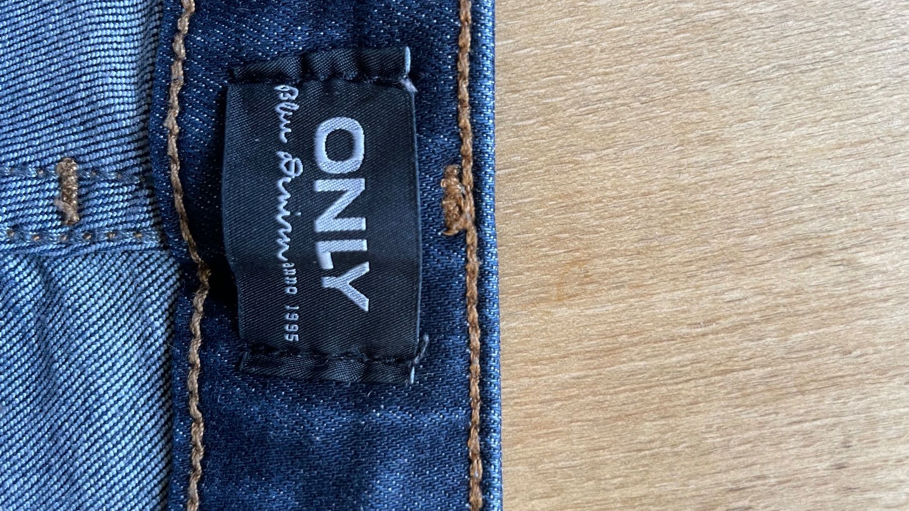 Only Jeans: Only Jeans; M 30, weiblich – Usato da Hinwil venduto da dadalina76 2