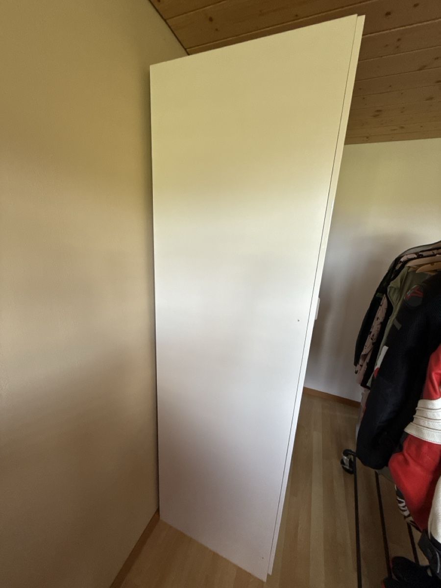 Armadi: Ikea Pax Kleiderschrank  – Usato da Niederhünigen venduto da man_7ybw 2