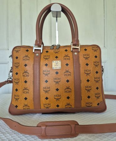 MCM Messenger / Document Bag