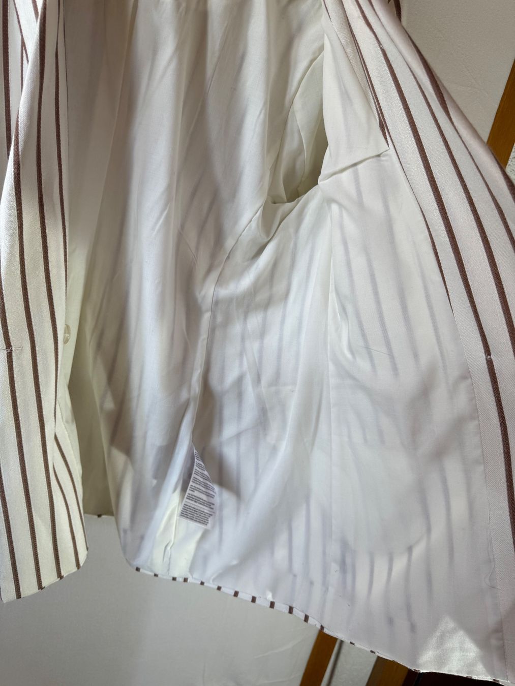 C&A Giacche: Gestreifter Blazer von C&A  Gr. 42 – Usato da Grosswangen venduto da SALE_SALE_SALE 3
