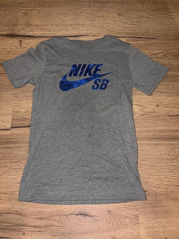 Ensembles coordonnés: Nike SB Set – D'occasion à Therwil par for_zh9f 1