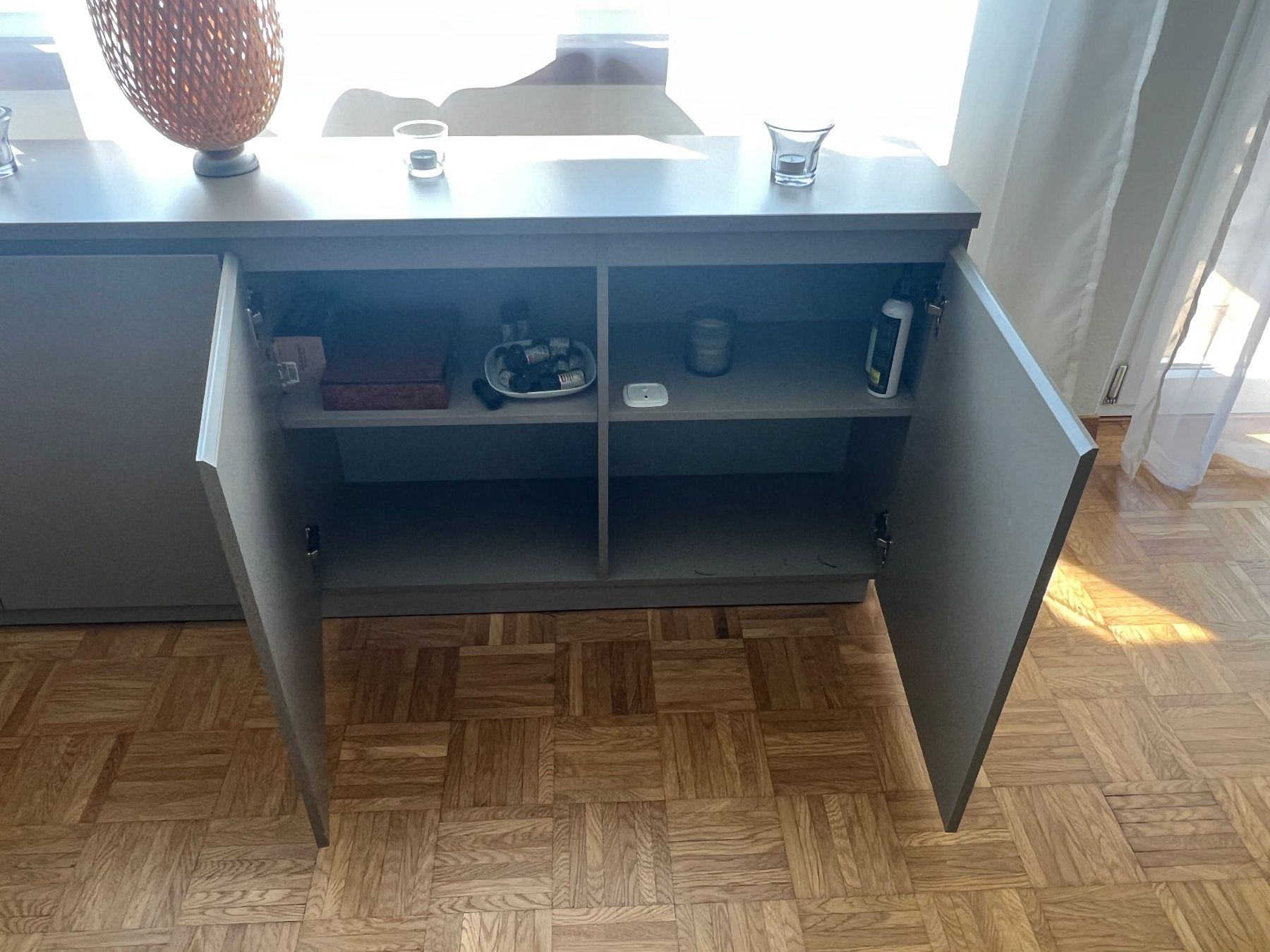 Commodes: Sideboard , wie neu nur 3 Monate alt – D'occasion à Bergdietikon par JJockey 3