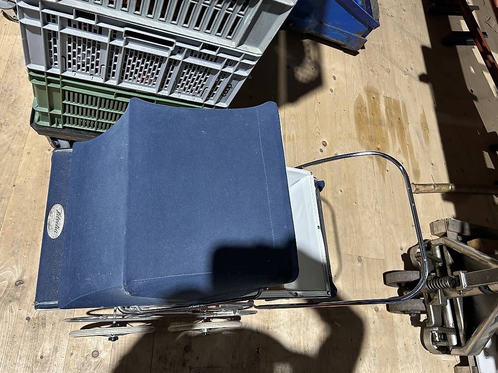 Kinderwagen: Alter Kinderwagen  – Gebraucht aus Dornach von skorpion8080 2