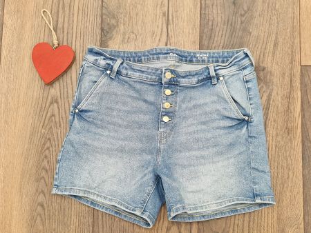 Coole Jeans Shorts C&A hellblau Grösse 42 guter Zustand