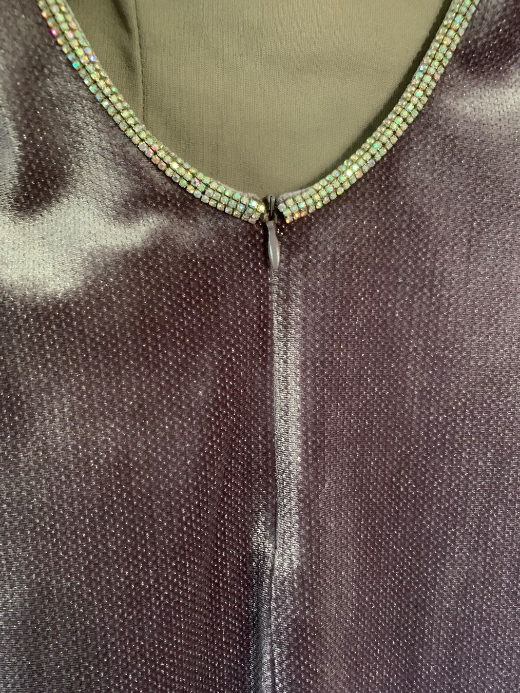 Vestiti: Kleid mit Kette Rückenfrei Cocktailkleid – Usato da Altendorf venduto da Elenaneagu22 2