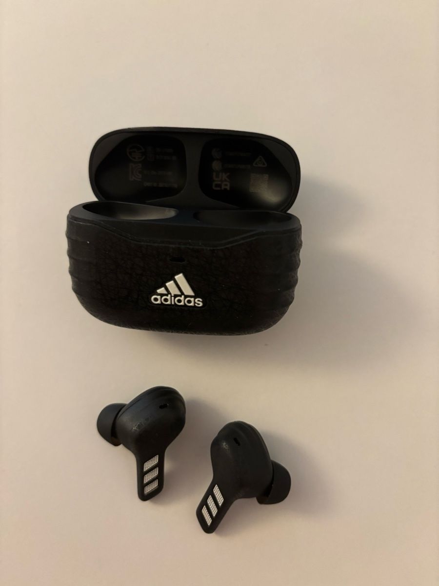 Cuffie: Adidas True Wireless Bluetooth Kopfhörer inkl. Ladecase – Usato da Geroldswil venduto da ele_7hkp 2