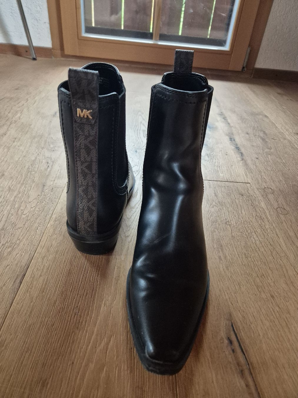 Michael Kors Scarpe da donna: Michael Kors Stiefelette Gr. 37 – Usato da Worb venduto da Celine025 1