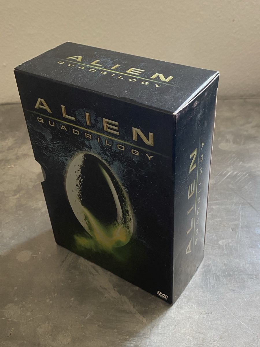 Alle DVDs: Alien Quadrilogy - 9 DVD‘s – Gebraucht aus Winterthur von lenolson