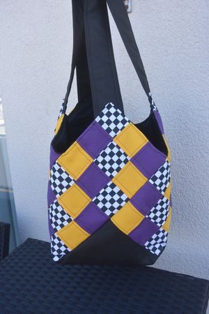 Shopper- o. Bade-Tasche aus Wasserabw. Stoff mit Täschchen