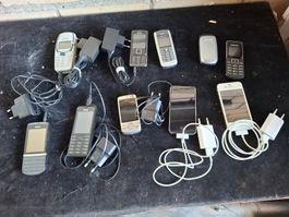 Konvolut Mobiltelefone Nokia Samsung Apple gebraucht
