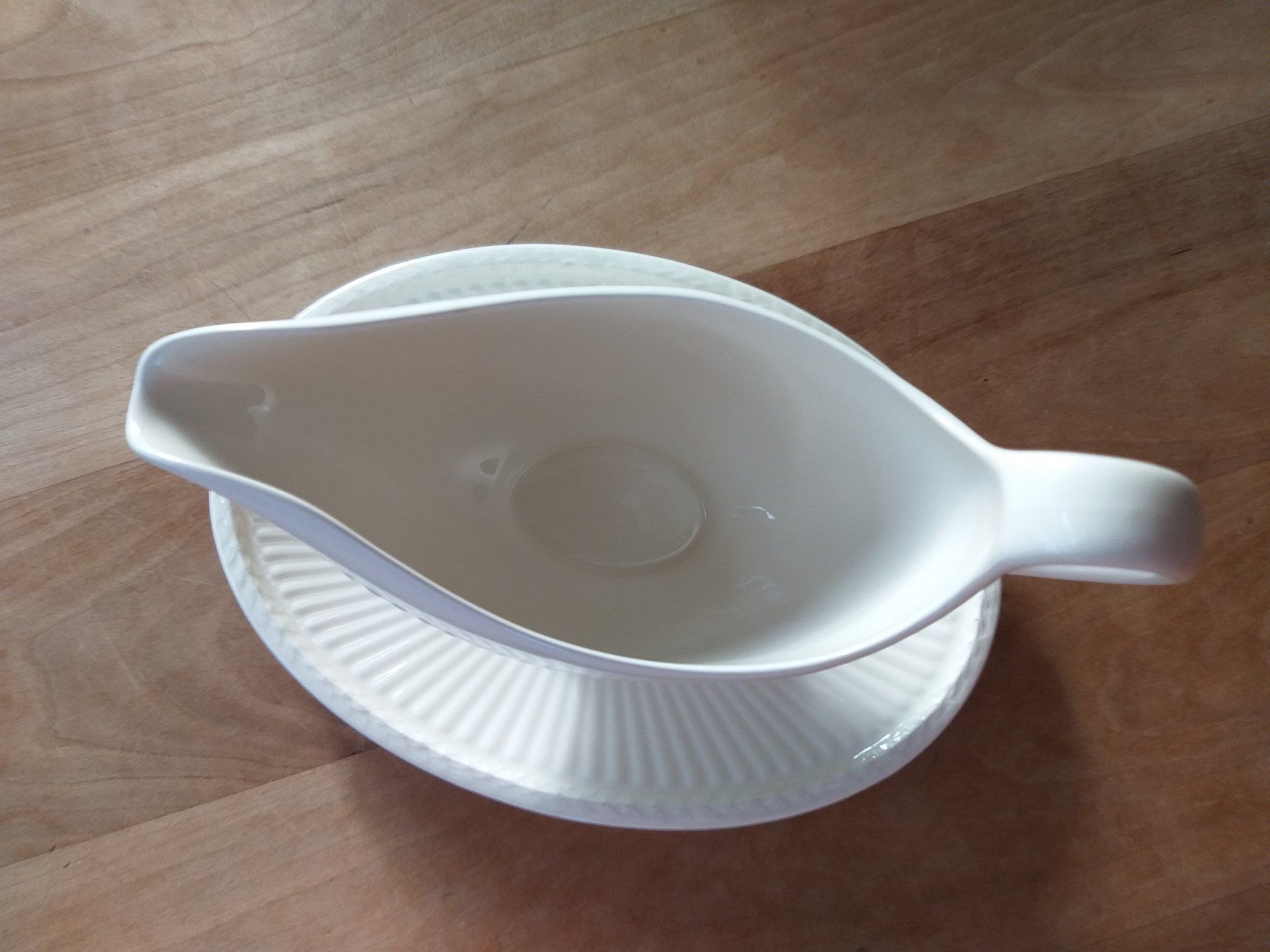 Set di piatti: Wegdewood Edme Geschirr Saucière – Usato da Magden venduto da utsalk 1