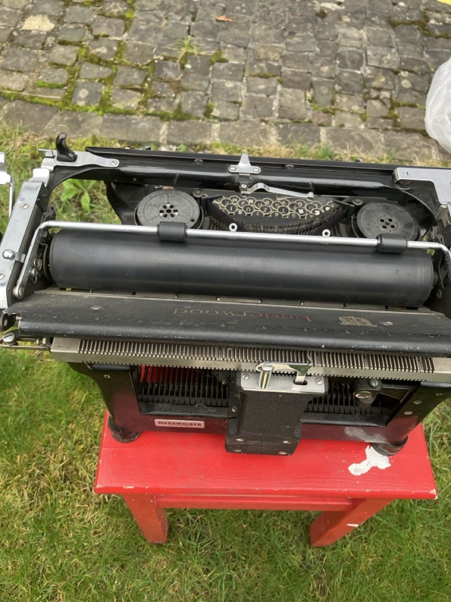 Underwood Schreibmaschinen: Schreibmaschine – Gebraucht aus Grabs von schlegel63 3