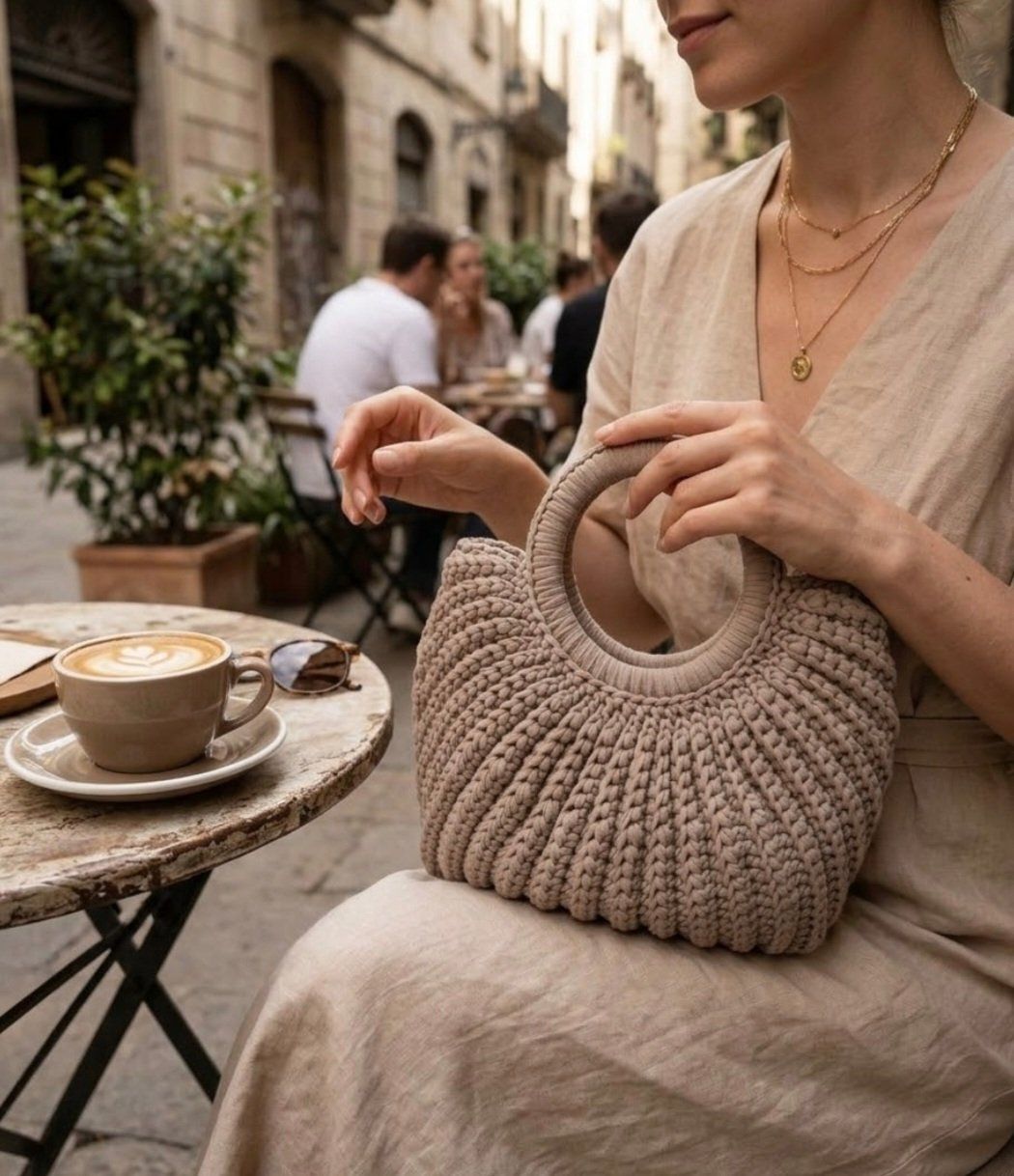 Borse da donna: Handgefertigte Häkeltasche in Beige – Nuovo (secondo la descrizione) da Kaltbrunn venduto da gurlukhandmade 7
