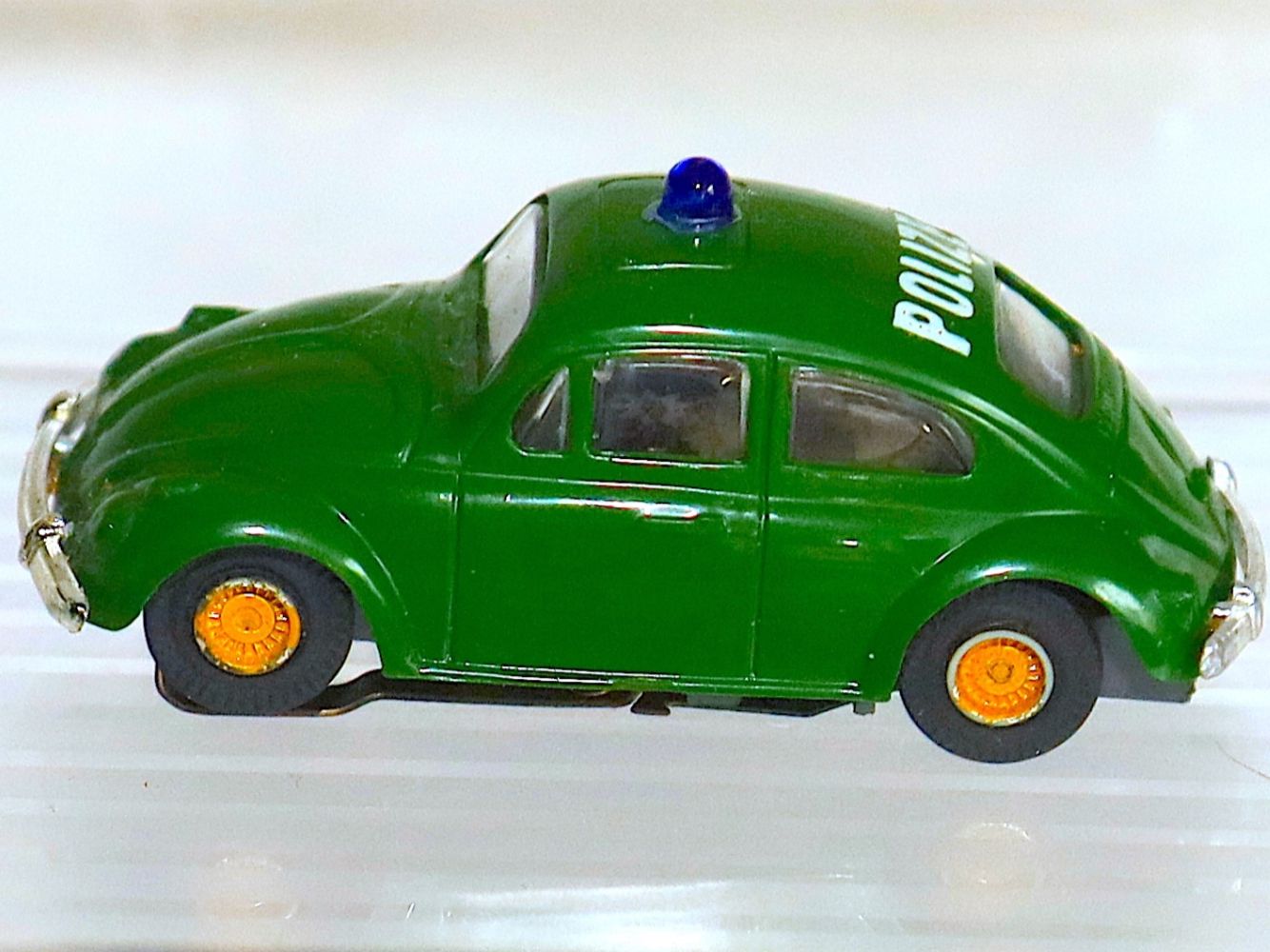 Faller Piste: VW KÄFER 1300 1964Faller AMS  mit Flachankermotor, 60er – Usato da Ipsach venduto da locky55