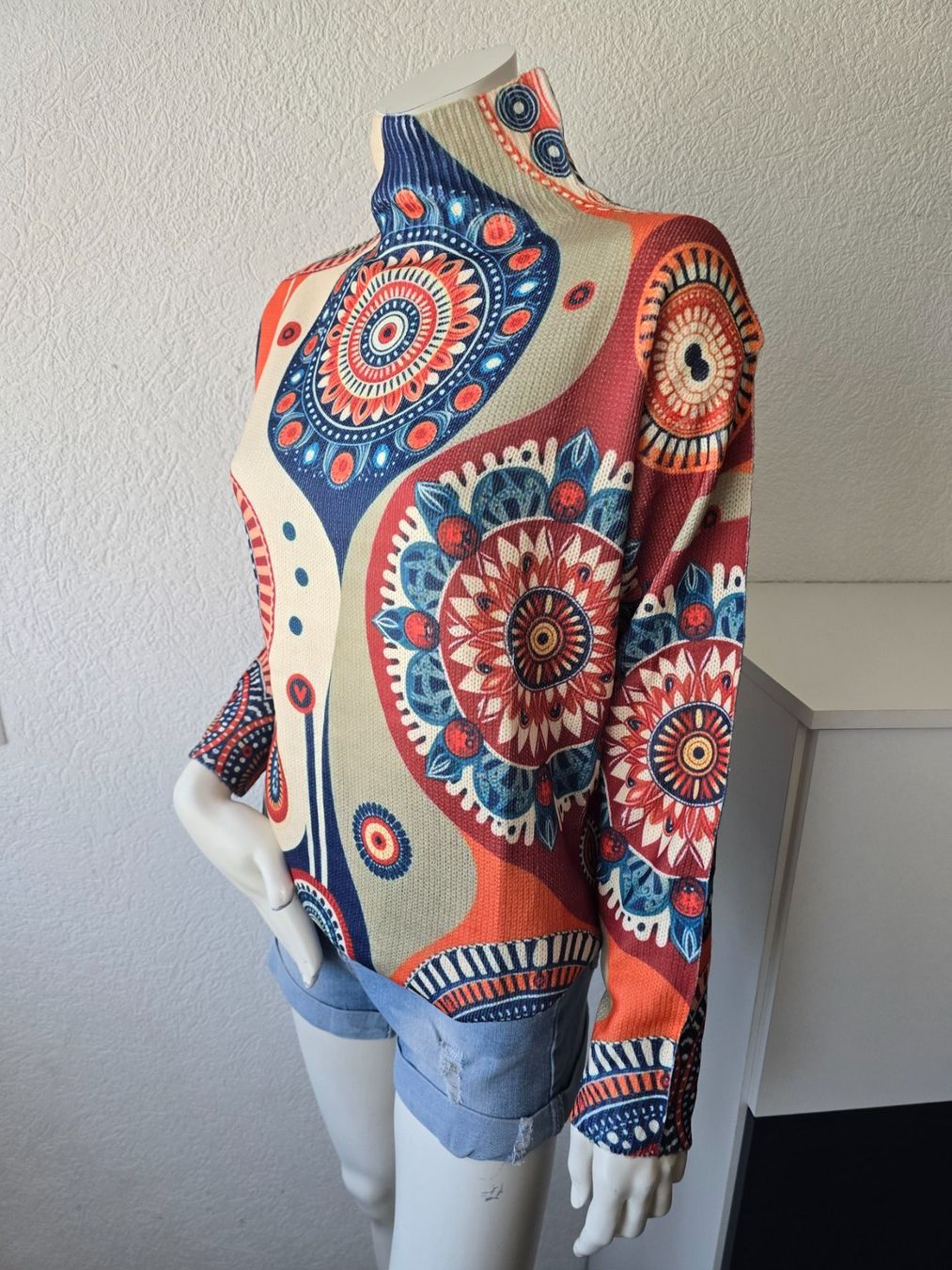 Pulls & Sweat-shirts: Pull  MENDALA T-M NEUF – Neuf avec emballage d'origine à Les Verrières par kitel79 7
