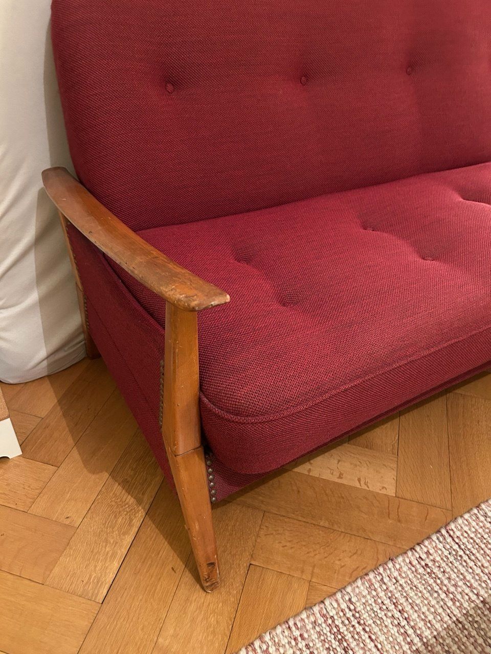 Divani: Hübsches Wohnzimmer-Sofa – Usato da Basel venduto da mic_qv2y 1