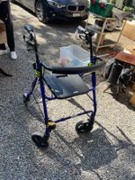 Gehhilfe Rollator blau, Nr 47