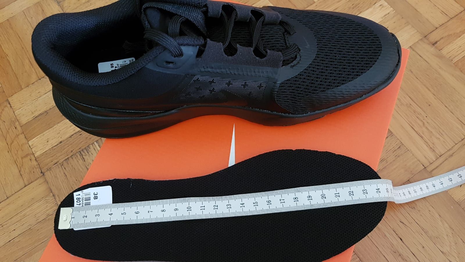 Nike Scarpe da uomo: Nike STAR RUNNER 5 GS,Gr.38 – Nuovo e nell'imballaggio originale da Zürich venduto da ata_c8nh 5