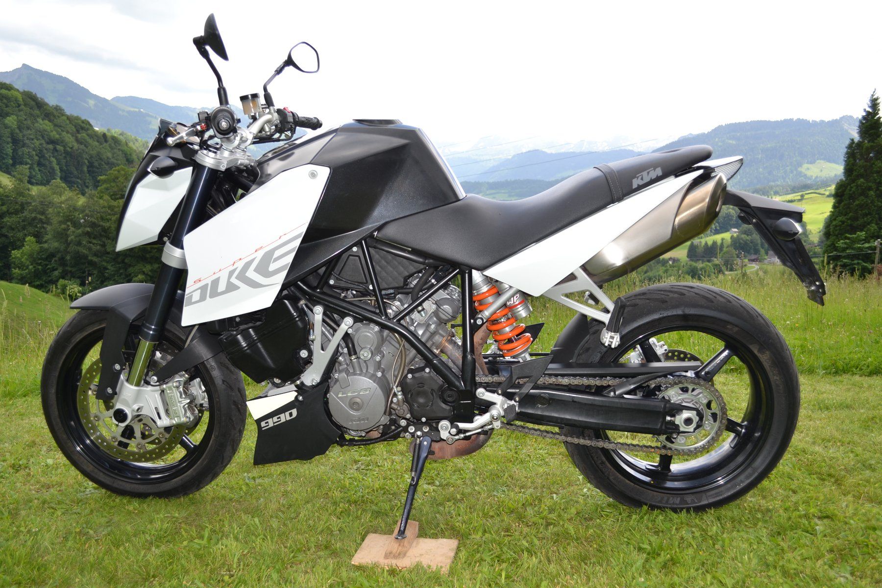 KTM Strada: KTM 990 Super Duke, Jg. 2009 – Usato da Ebnat-Kappel venduto da Selun34 4