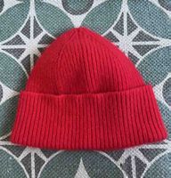 Le Bonnet Beanie Hat Unisex Red One Size Like New 🥶