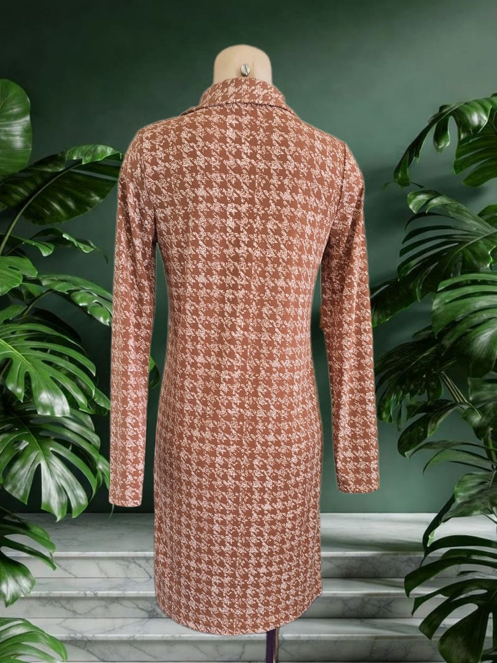Robes: Damen Kleid Hahnentrittmuster – Neuf (Voir description) à Aarburg par Hystoria 5