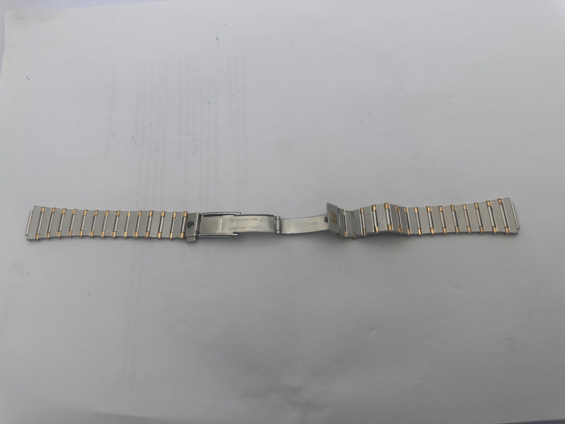 Omega Orologi: Omega Band Referenz: 6051/081 – Usato da Brüttisellen venduto da AlphaOmega05 2
