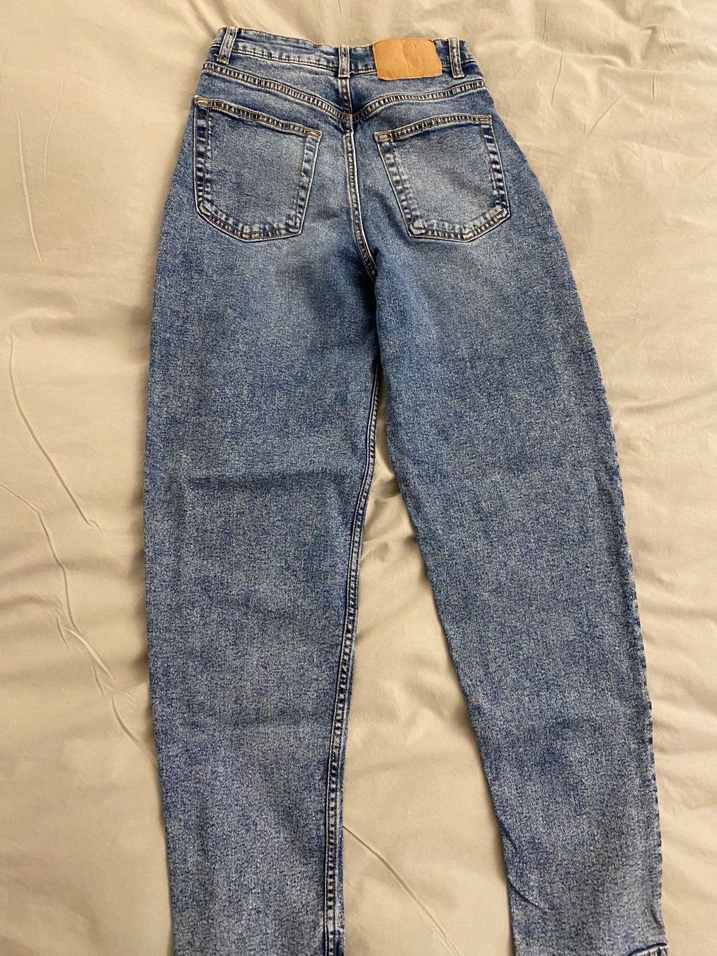 H&M Jeans: H&M Mom Jeans Grösse 36 – Usato da Cham venduto da Eliissa 3