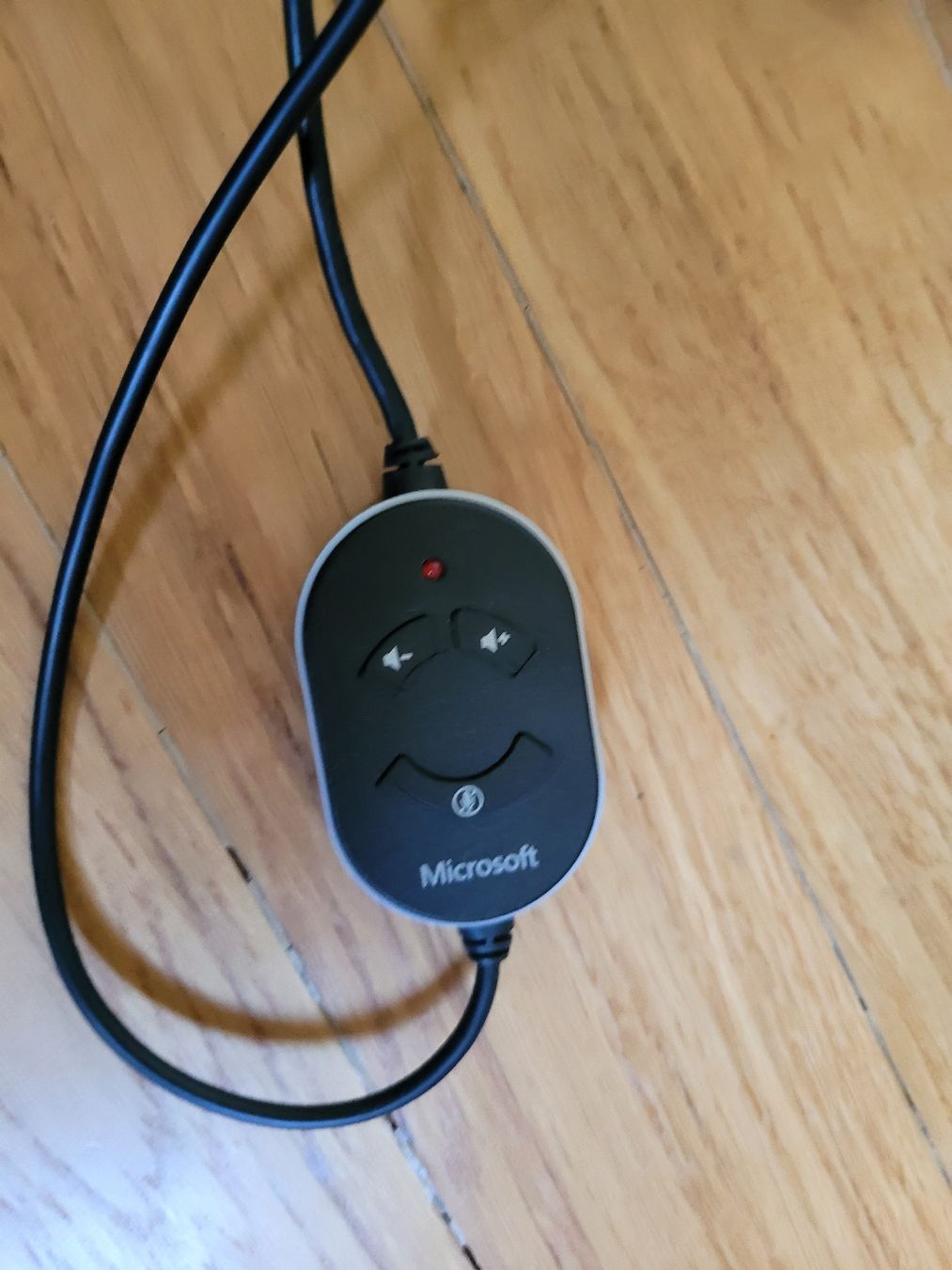 Tastiere: Tastatur, Headset, Maus und Netzteil – Usato da Genève venduto da inu_ln6m 4