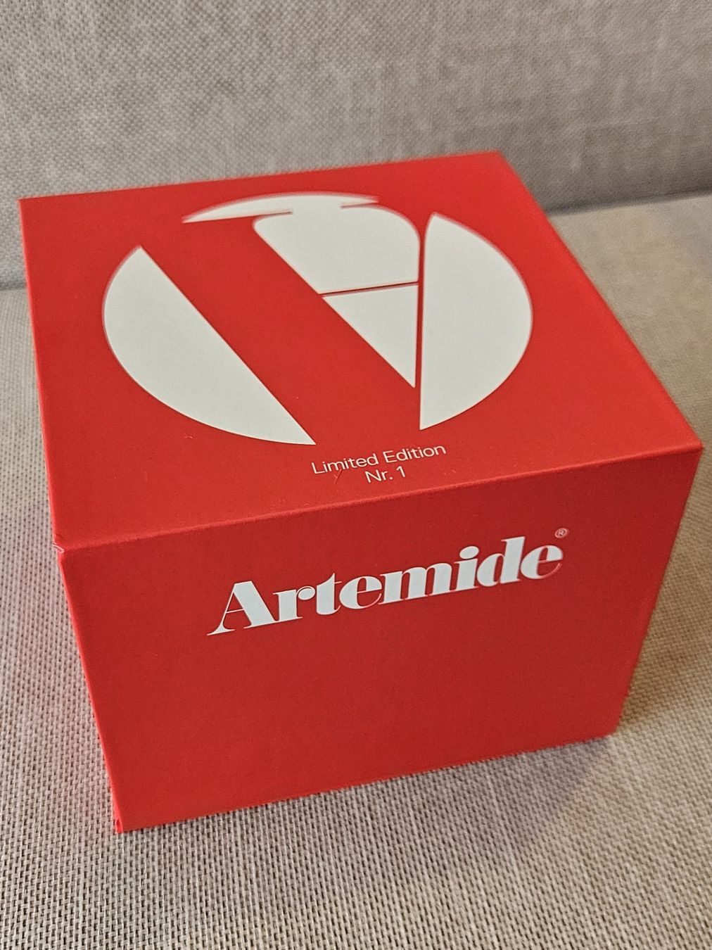 Tassen: Artemide Tasse Limited Edition Nr. 1 – Neu und originalverpackt aus Oberrohrdorf von katzenkoch