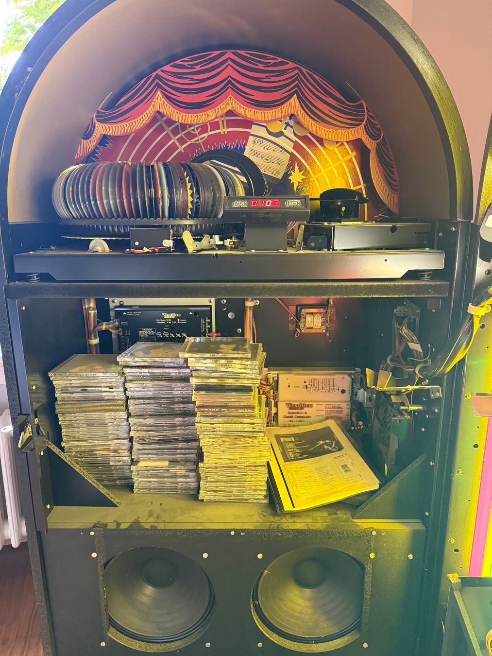 Wurlitzer Jukebox: Wurlitzer 1050 100 CD – Usato da Küsnacht ZH venduto da edu_c9vc 3