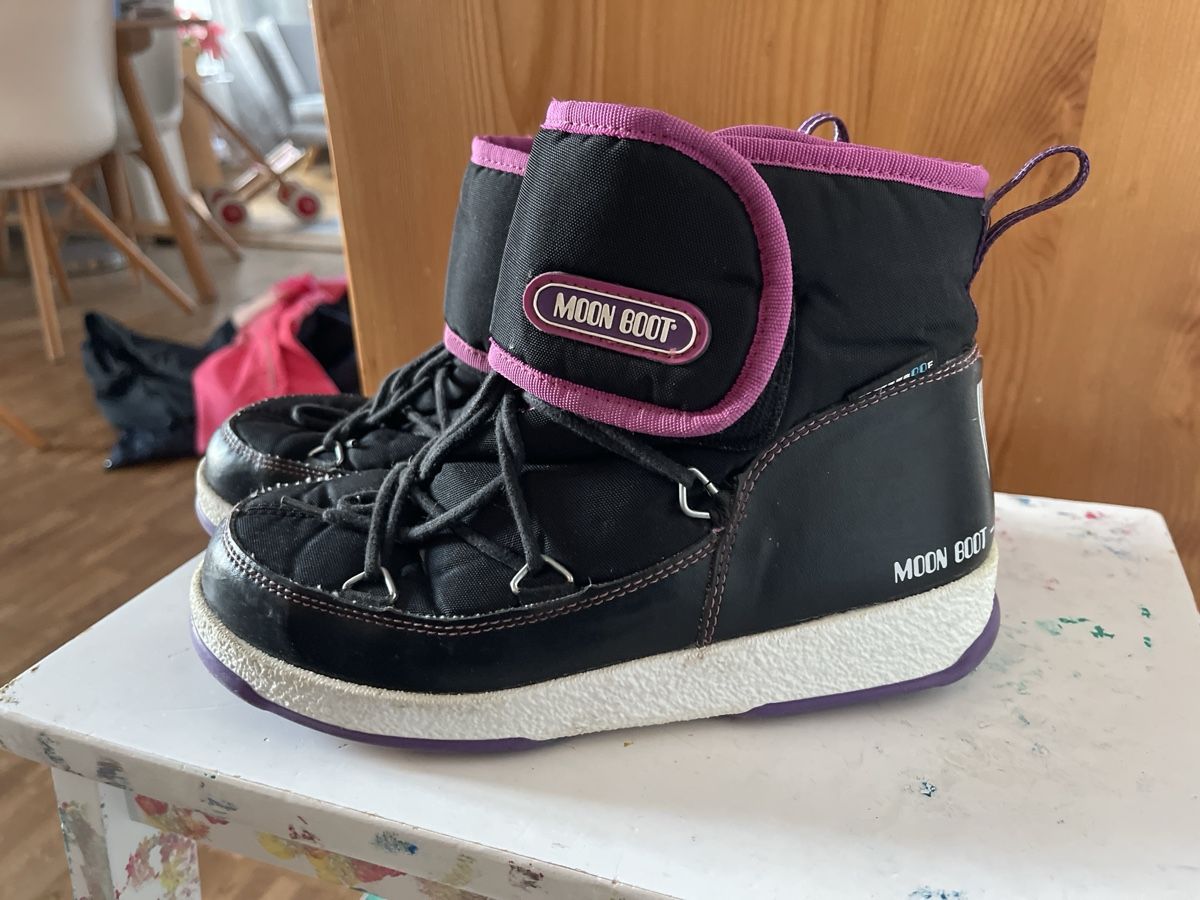 Moon Boot Herrenschuhe: Moon Boot gr. 35 – Gebraucht aus Bern von Lili1007 1