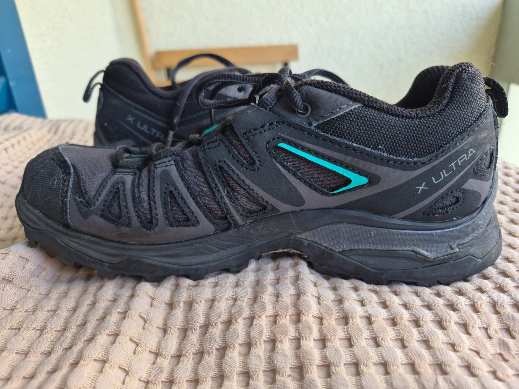 Salomon Damenschuhe: Salomon Wanderschuhe X Ultra GTX Gr. 38 – Gebraucht aus Winterthur von EH47 4
