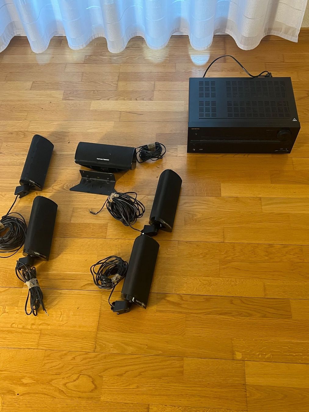 Home Cinema: Heimkino System 5.1 Onkyo / Harman Kardon – Usato da Winkel venduto da Deacon7