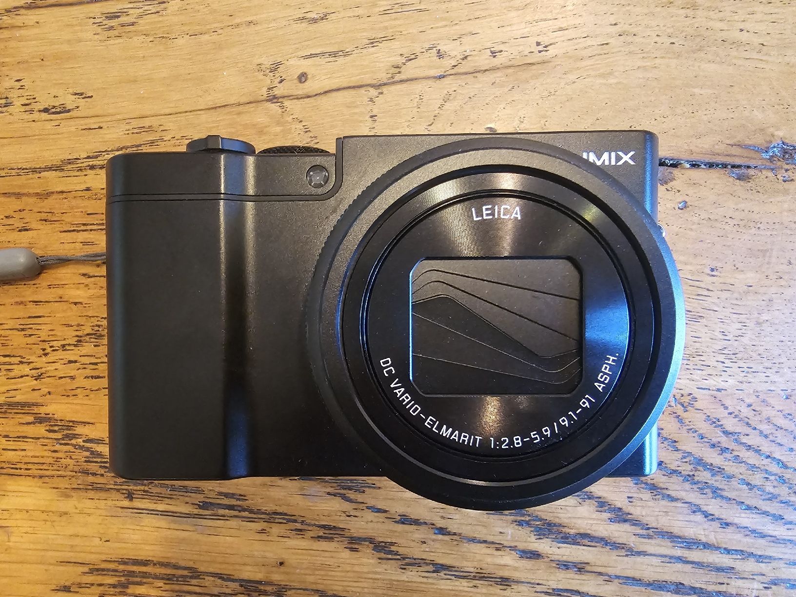 Panasonic Fotocamera: kompakte Lumix Panasonic DMC-TZ101 Kamera – Nuovo (secondo la descrizione) da St. Gallen venduto da Murita 1