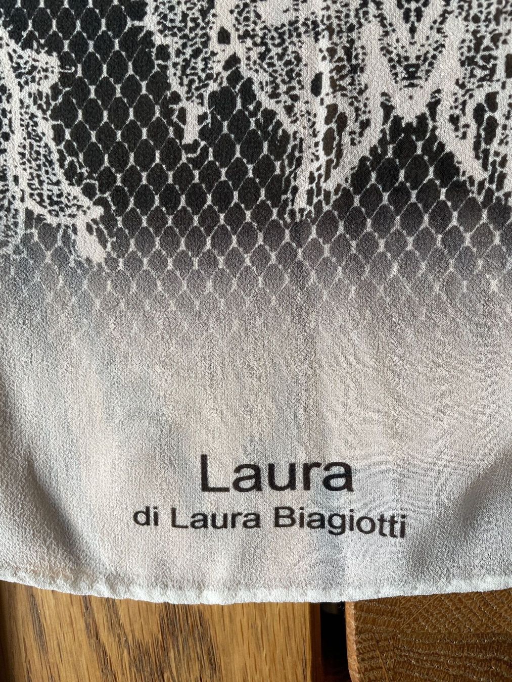 Foulard & Sciarpe: Laura Biagiotti Seidenschal – Usato da Zizers venduto da Hallab 2