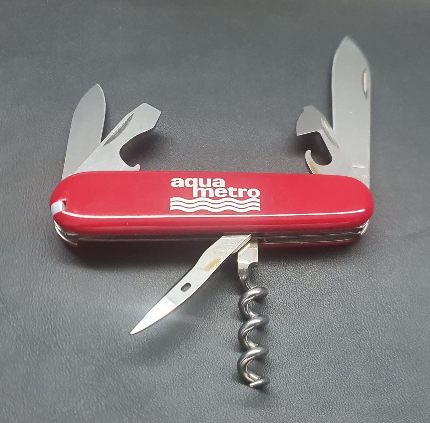Victorinox Taschenmesser: 3 Victorinox Sackmesser mit Logo – Gebraucht aus Härkingen von MarianneSi 2