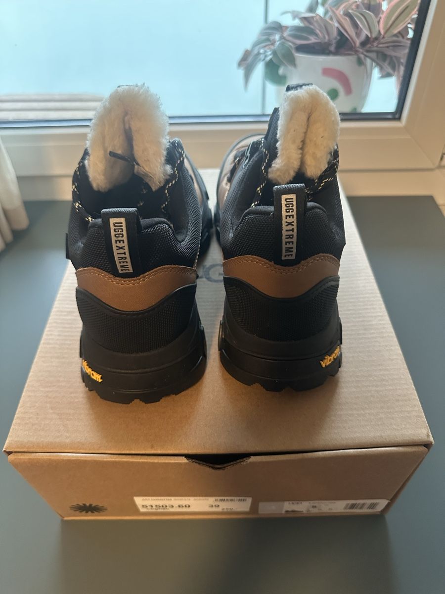 Ugg Scarpe da uomo: UGG EXTREME Winterboots gr. 39 – Nuovo (secondo la descrizione) da Bern venduto da san_lc5t 1