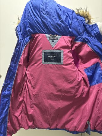 Schöne Blaue Winterjacke von Tommy Hilfiger