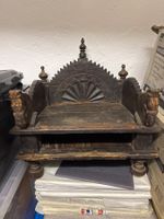 Altar antik Indien Pferde Holz