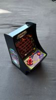 Kleine Spielkonsole von Galaga.