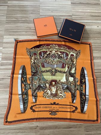 Hermés FOULARD Grand Carrosse pour un Ambassadeur 70x70
