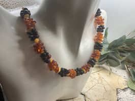 Vintage Bernsteincollier mit verschiedenfarbigen Steinen